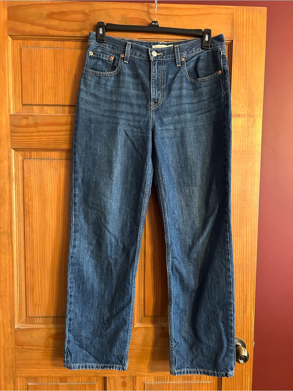 Women’s Levi Low Pro Straight Blue Jeans - Size 29